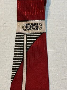 Vintage Red Four Ring Geometric Retro Necktie
